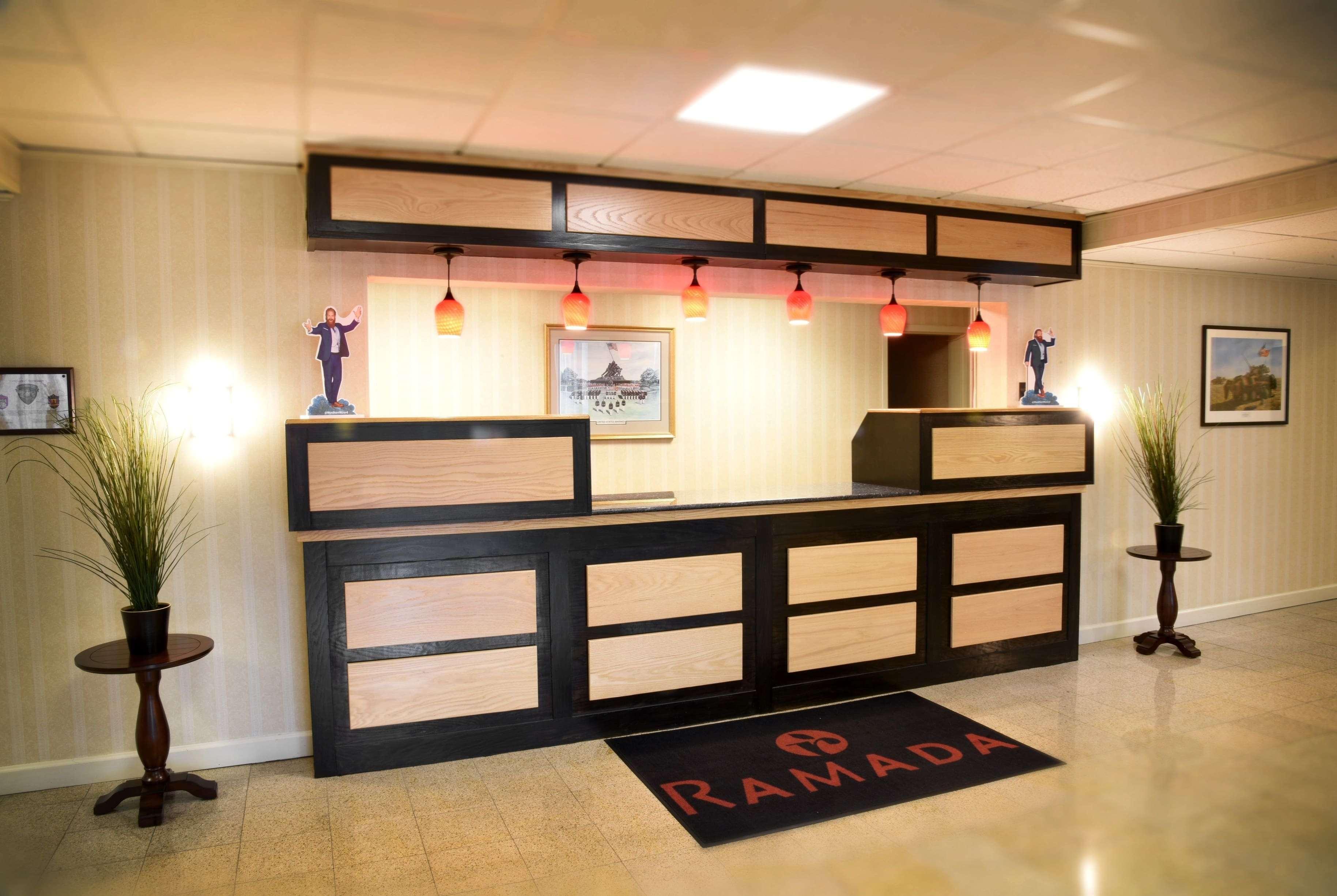 Ramada By Wyndham Triangle/Quantico Otel Dış mekan fotoğraf