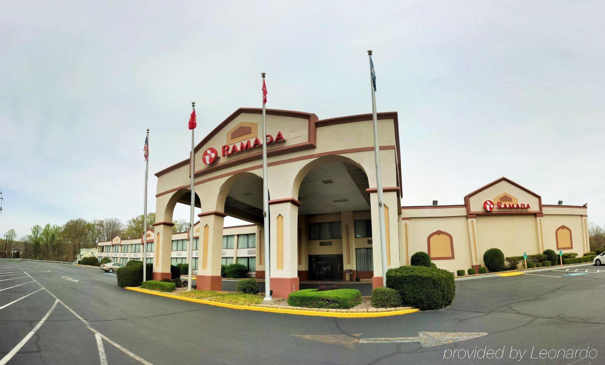 Ramada By Wyndham Triangle/Quantico Otel Dış mekan fotoğraf